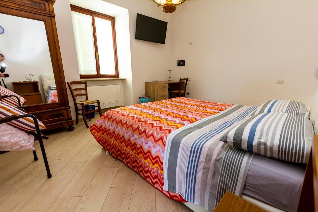 La Colomba B&B Castellaro  エクステリア 写真