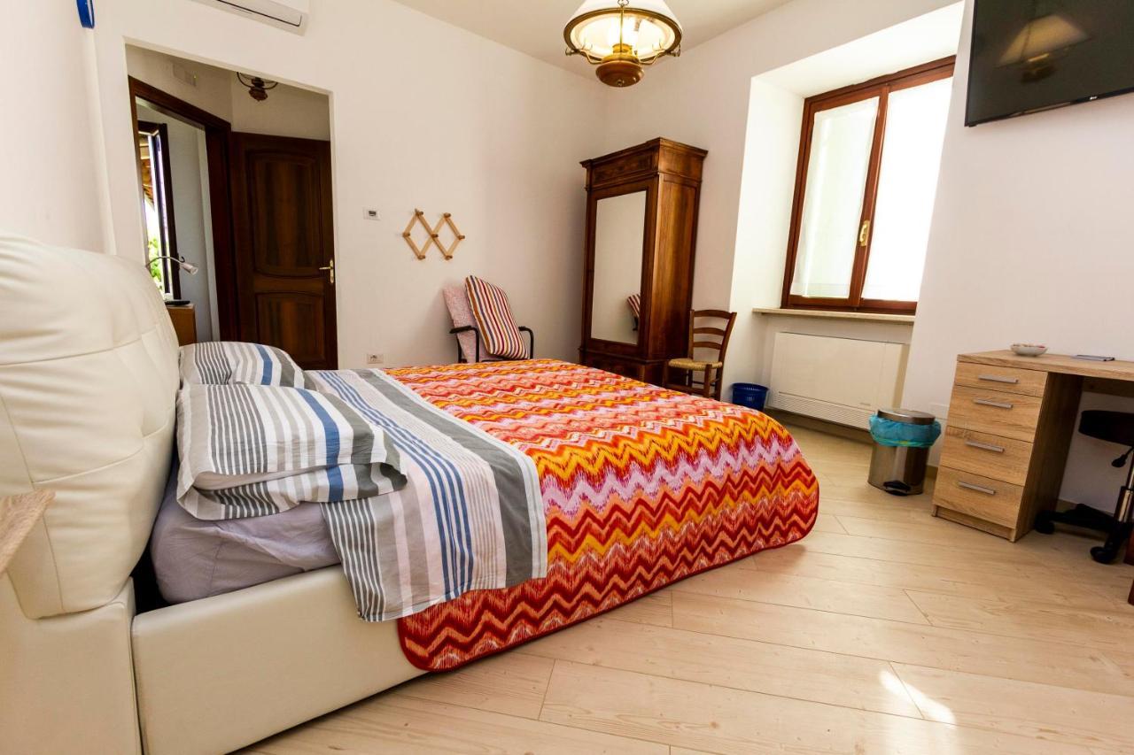 La Colomba B&B Castellaro  エクステリア 写真