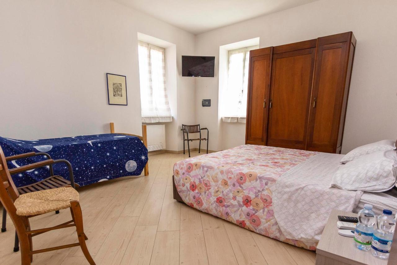La Colomba B&B Castellaro  エクステリア 写真